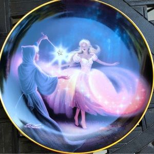 2for$20🟠Fairly Godmother’s Magic - limited edition collectible plate